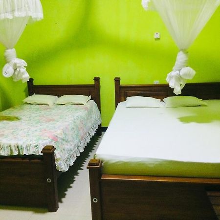 Ambel Homestay Anuradhapura Esterno foto