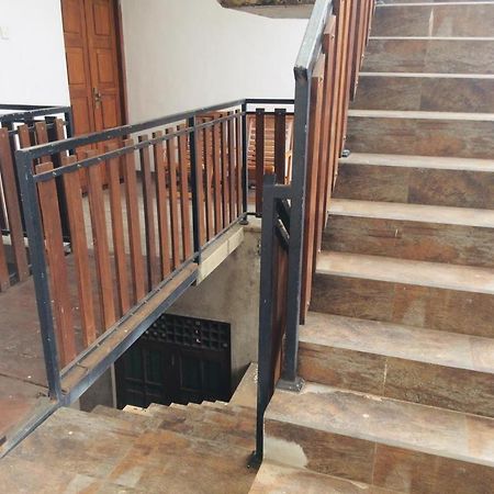Ambel Homestay Anuradhapura Esterno foto