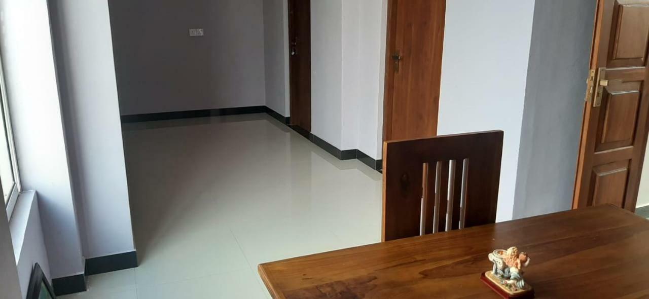 Ambel Homestay Anuradhapura Esterno foto