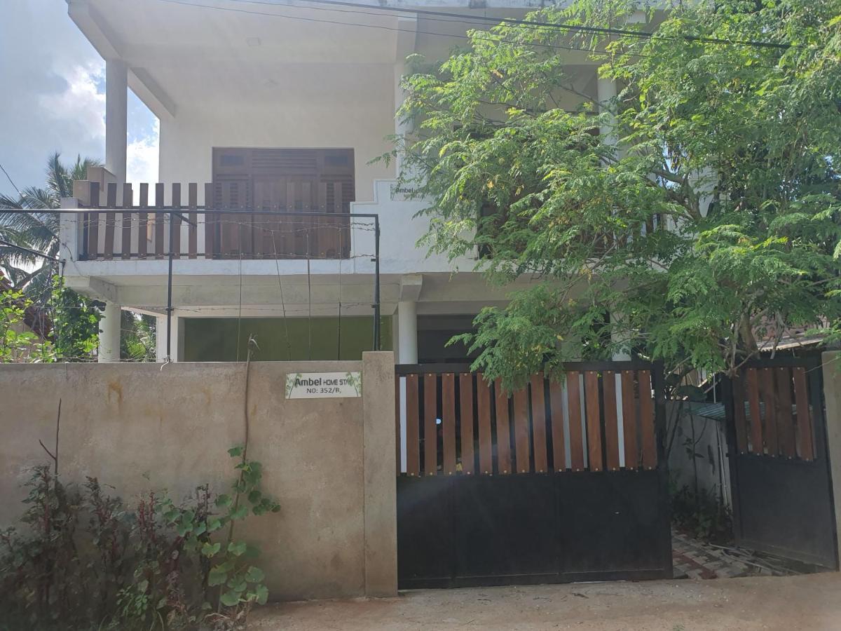 Ambel Homestay Anuradhapura Esterno foto